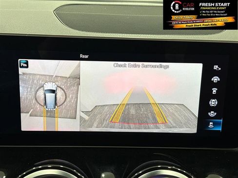 Used 2021 Mercedes-Benz GLB 250 4MATIC image 21