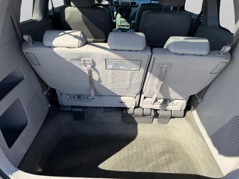 Used 2016 Honda Odyssey Touring Elite image 17