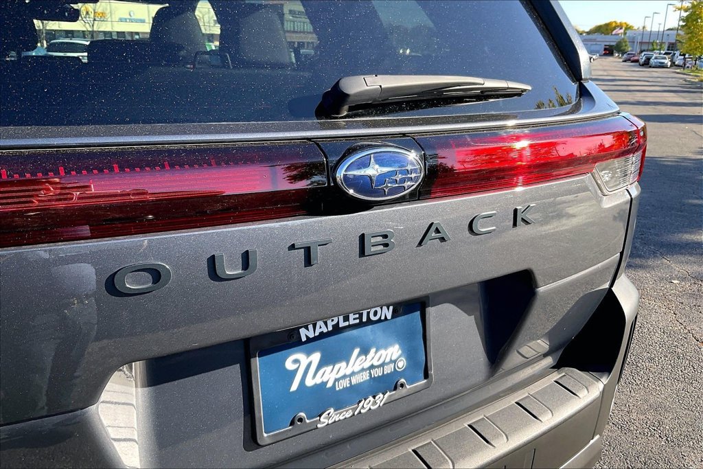 Certified 2026 Subaru Outback Limited AWD/4WD image 8
