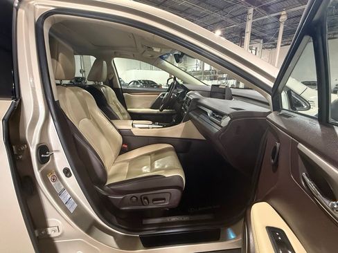 Used 2018 Lexus RX 350 350 w/ Premium Package image 15