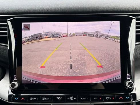 New 2026 Jeep Grand Wagoneer 2WD w/ 8-Passenger Seating Package image 21