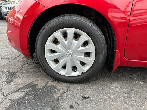 Used 2014 Nissan Versa Note SV image 9