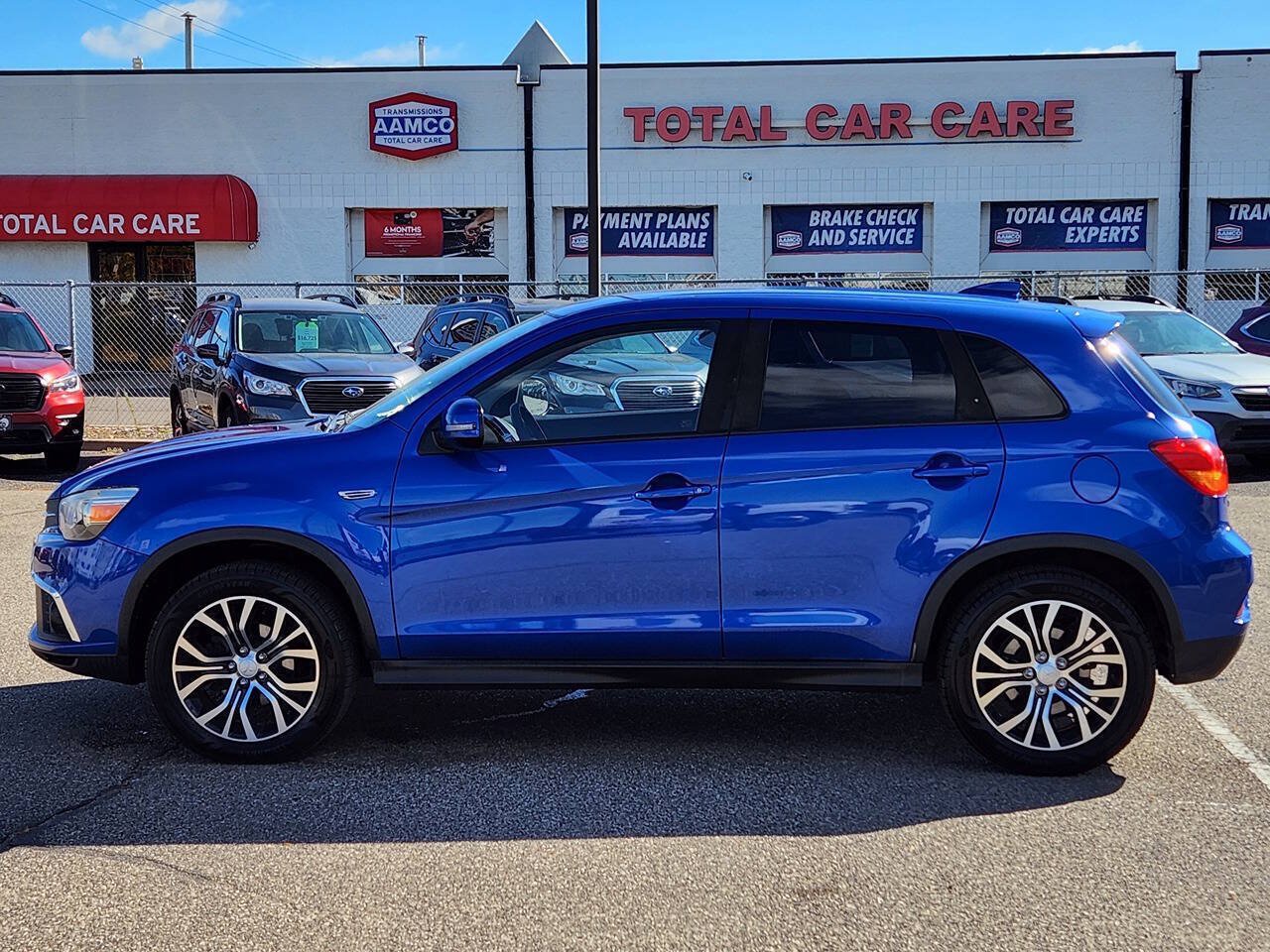 Used 2019 Mitsubishi Outlander Sport ES AWD/4WD image 3