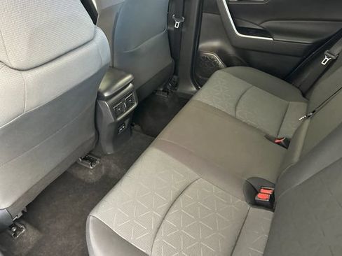 Used 2024 Toyota RAV4 AWD Hybrid image 16