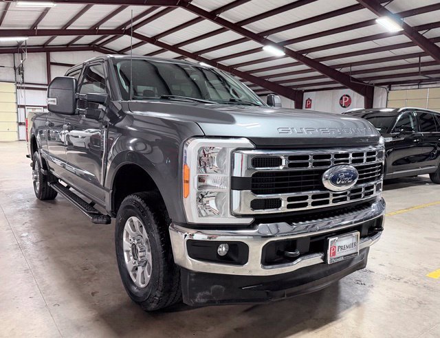 Used 2023 Ford F250 XLT w/ FX4 Off-Road Package AWD/4WD image 1