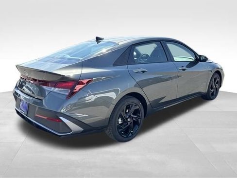 New 2026 Hyundai Elantra Sport FWD image 5