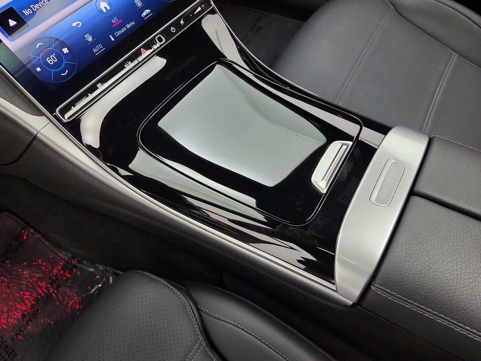 Used 2024 Mercedes-Benz C 300 Sedan image 11