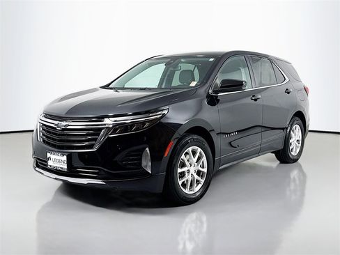 Used 2022 Chevrolet Equinox LT image 1