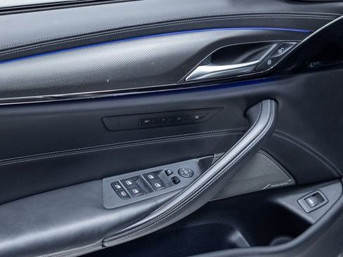 Used 2022 BMW M5 w/ Executive Package image 11