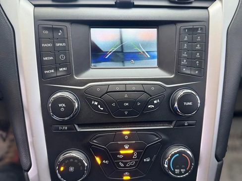 Used 2016 Ford Fusion SE w/ Equipment Group 201A image 31