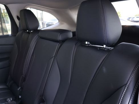 Used 2023 Acura MDX w/ Technology Package FWD image 18