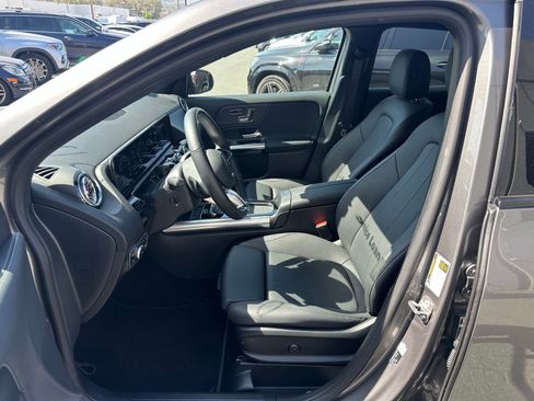 Used 2026 Mercedes-Benz GLA 250 image 2