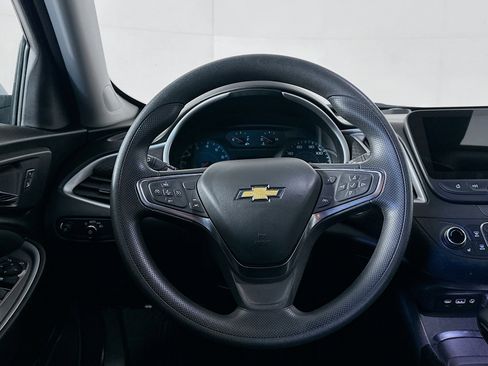Used 2024 Chevrolet Malibu LT FWD image 17
