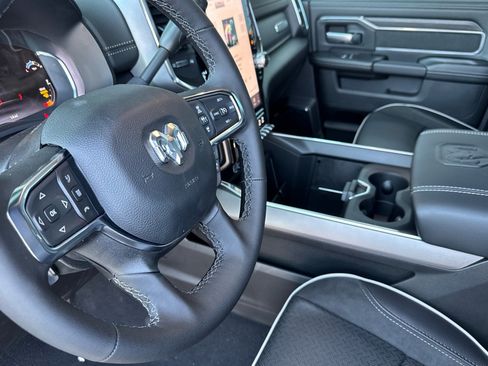 New 2026 RAM 2500 Laramie AWD/4WD image 9