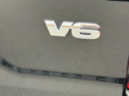 Used 2023 Toyota Tacoma SR image 6