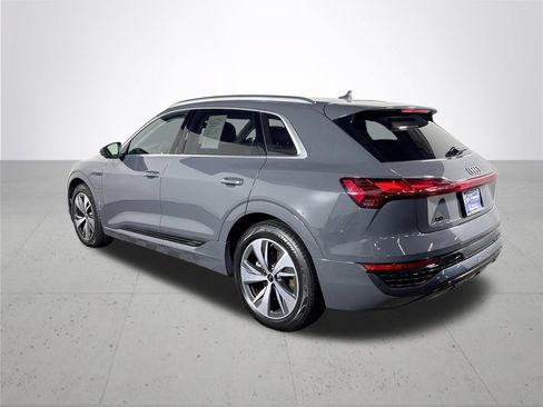Used 2024 Audi Q8 e-tron Premium Plus AWD/4WD image 8