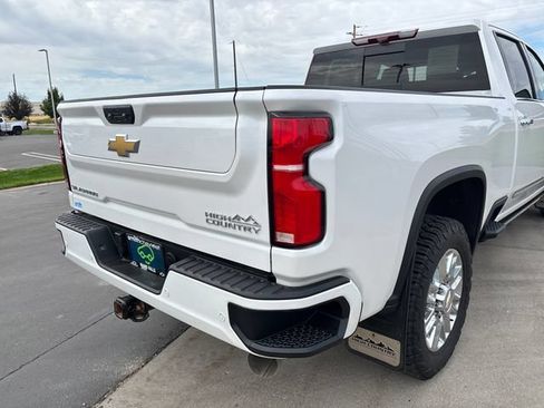 Certified 2024 Chevrolet Silverado 3500 High Country w/ High Country Premium Package AWD/4WD image 31