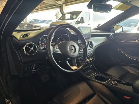 Used 2020 Mercedes-Benz GLA 250 image 5