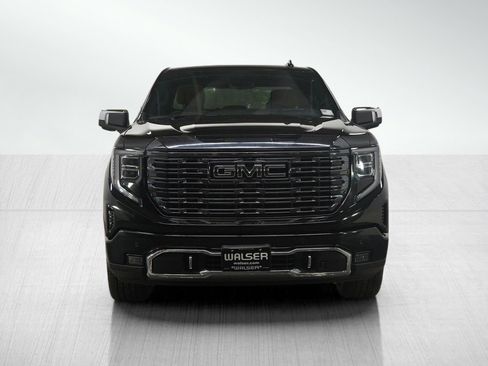 Used 2024 GMC Sierra 1500 Denali Ultimate image 9