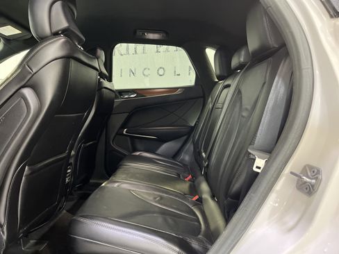 Used 2017 Lincoln MKC Select w/ Select Plus Package image 9