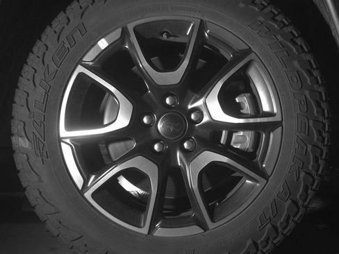 Used 2025 Jeep Compass Trailhawk image 13