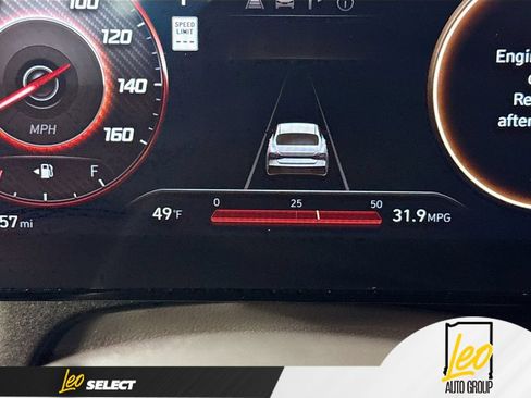 Used 2024 Hyundai Elantra SEL FWD image 14