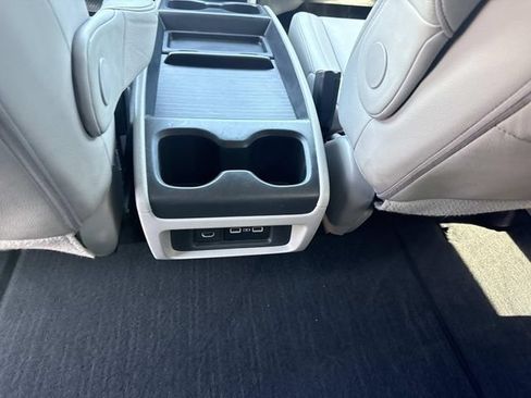 Certified 2023 Honda Odyssey Touring image 16