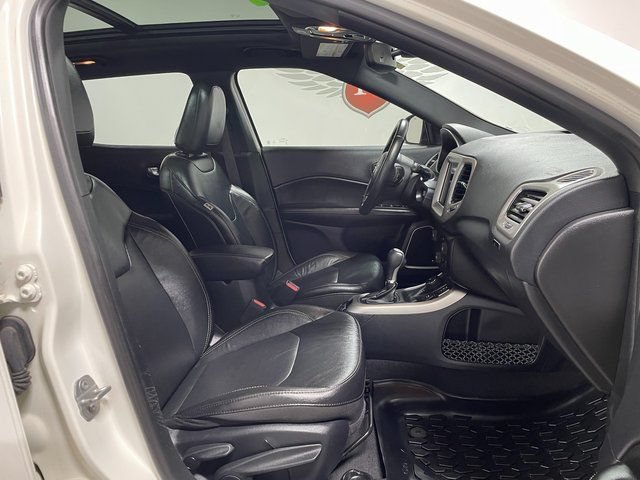 Used 2021 Jeep Compass Latitude w/ Sun and Sound Group AWD/4WD image 23
