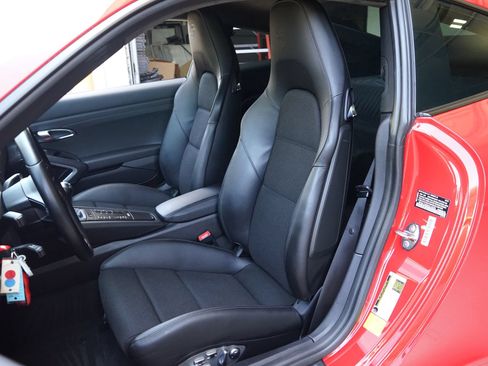 Used 2019 Porsche 911 GT3 RWD image 10