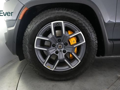 Used 2022 Rivian R1T Launch Edition AWD/4WD image 19