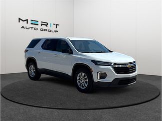 Used 2023 Chevrolet Traverse LS FWD video 1