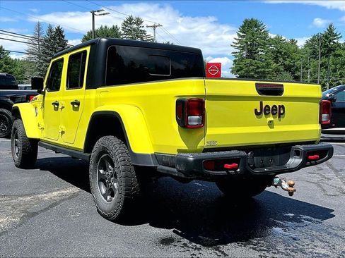 Used 2023 Jeep Gladiator Rubicon w/ Cold Weather Group AWD/4WD image 6