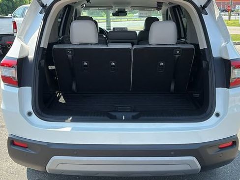 Used 2023 Honda Pilot EX-L image 25