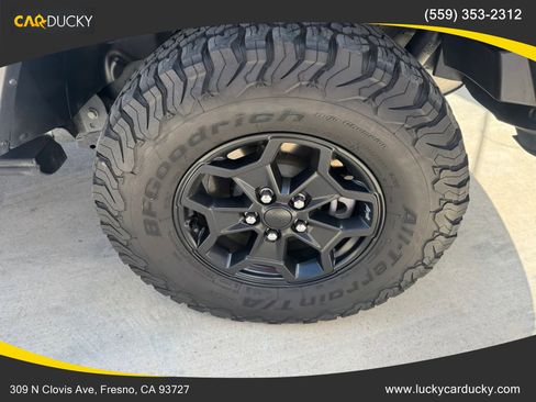 Used 2023 Jeep Wrangler Unlimited Rubicon 4xe AWD/4WD image 26