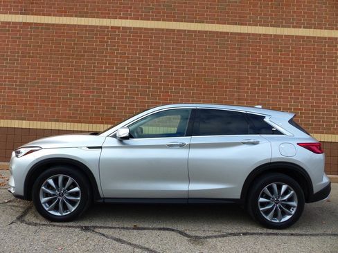 Used 2021 INFINITI QX50 Pure AWD/4WD image 7