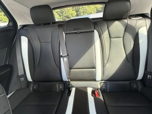 Used 2024 Buick Envision Sport Touring AWD/4WD image 20