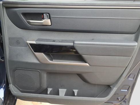 Used 2024 Toyota Tundra Limited image 11