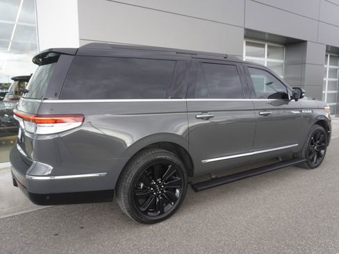 Used 2022 Lincoln Navigator L Black Label image 4