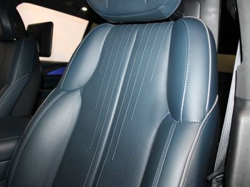 Certified 2025 Cadillac Escalade IQ Sport 2 w/ LPO, ONYX Package AWD/4WD image 10