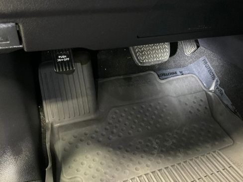 Certified 2024 Toyota 4Runner Limited image 39