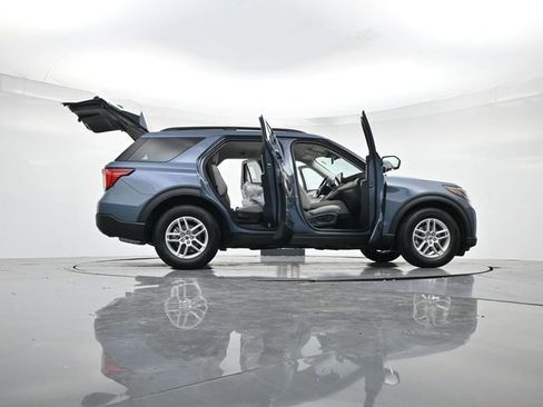 New 2026 Ford Explorer Active w/ Active Comfort Package RWD image 52