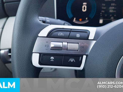 Used 2025 Hyundai Tucson SEL image 24