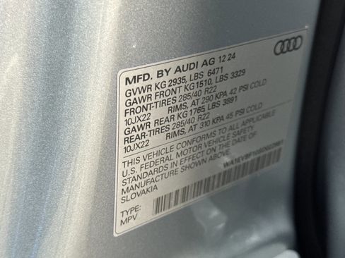 New 2025 Audi Q8 Premium Plus image 27