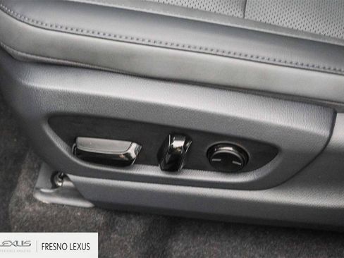 Used 2025 Lexus RZ 450e image 21