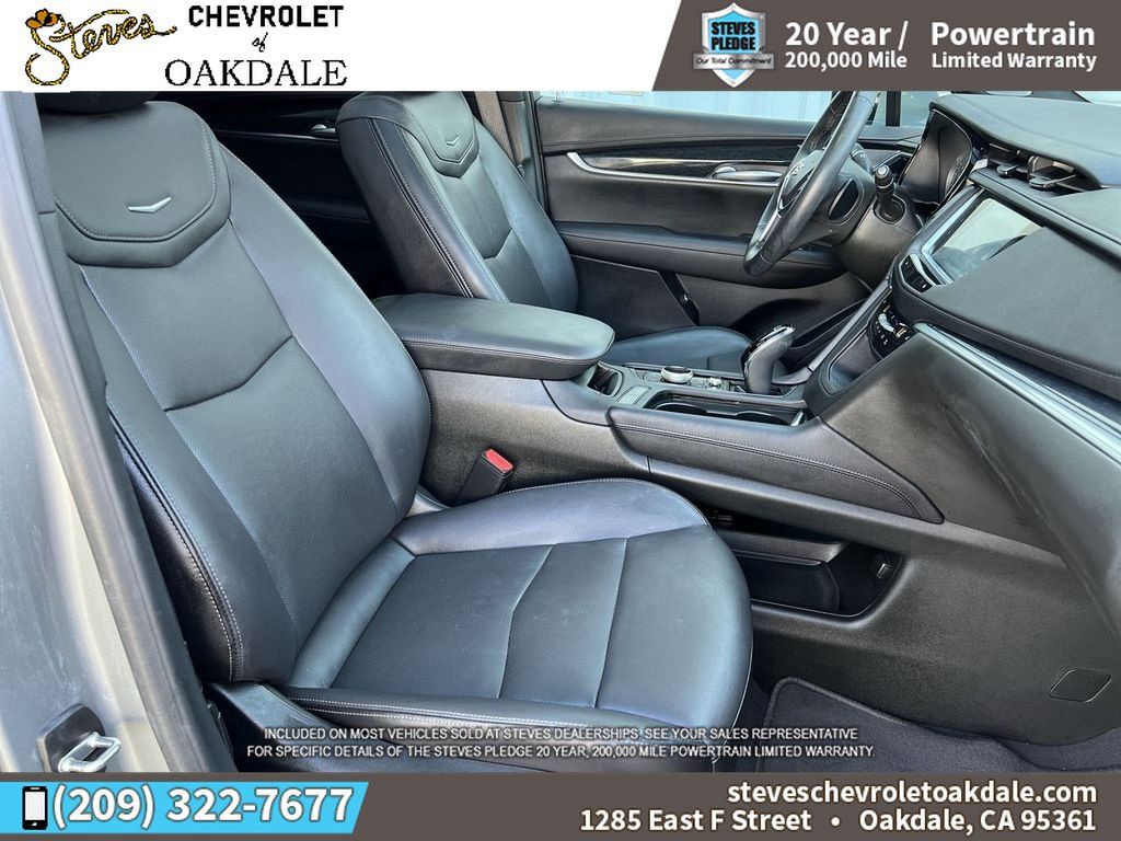 Certified 2024 Cadillac XT5 Premium Luxury w/ Technology Package FWD image 33