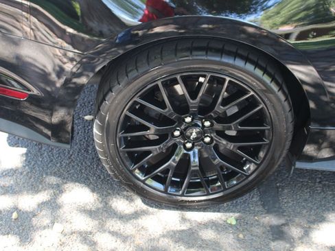 Used 2021 Ford Mustang GT Premium w/ GT Performance Package RWD image 60