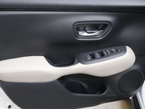 Used 2026 Honda HR-V LX image 15