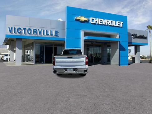 Used 2025 Chevrolet Silverado 1500 LT RWD image 6