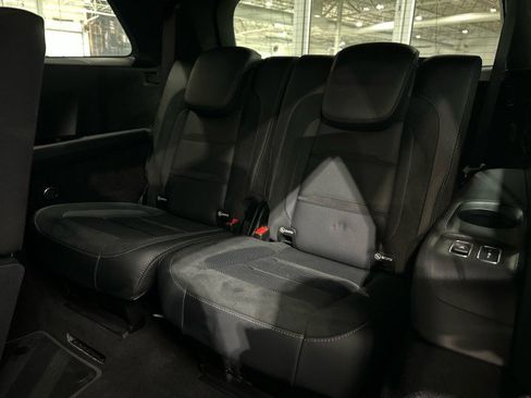 Used 2021 Mercedes-Benz GLS 63 AMG 4MATIC w/ Warmth & Comfort Package image 50