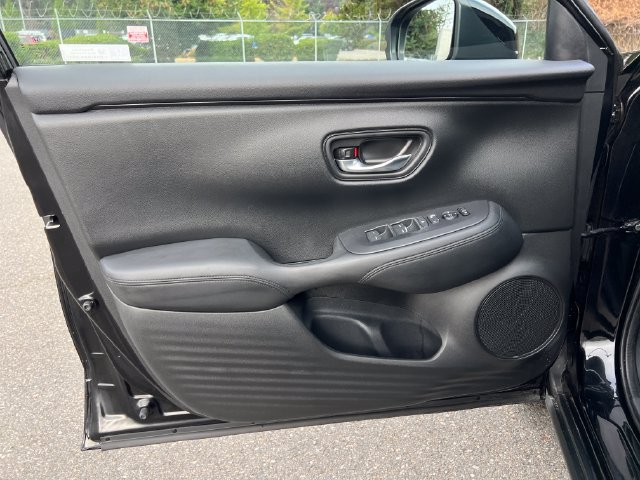 Used 2024 Honda HR-V LX image 16